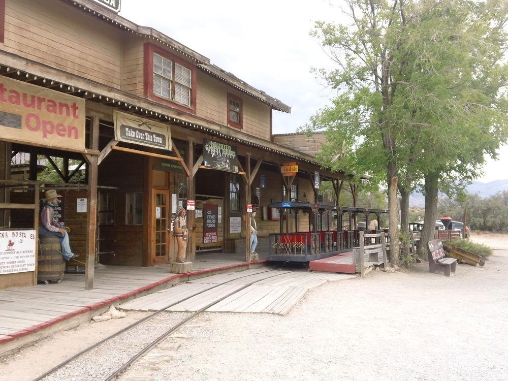 Bonnie Springs Ranch Motel Blue Diamond Екстер'єр фото