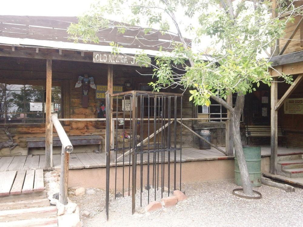 Bonnie Springs Ranch Motel Blue Diamond Екстер'єр фото