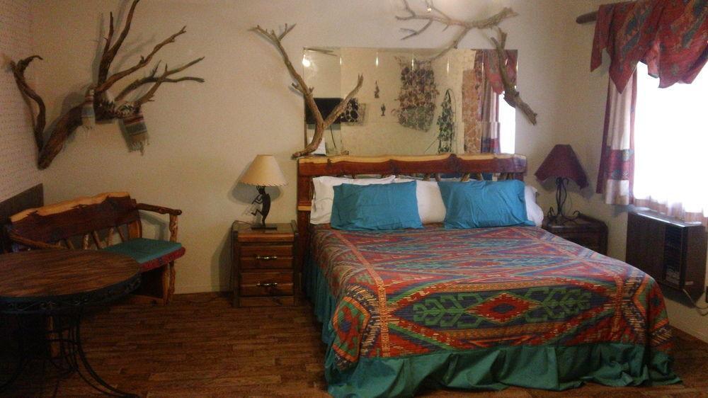 Bonnie Springs Ranch Motel Blue Diamond Екстер'єр фото