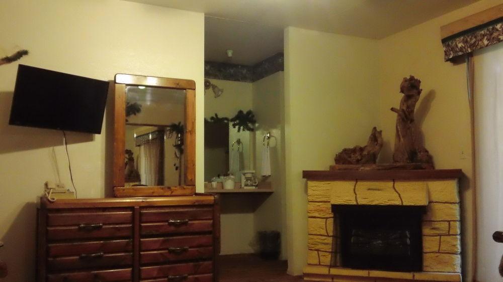 Bonnie Springs Ranch Motel Blue Diamond Екстер'єр фото