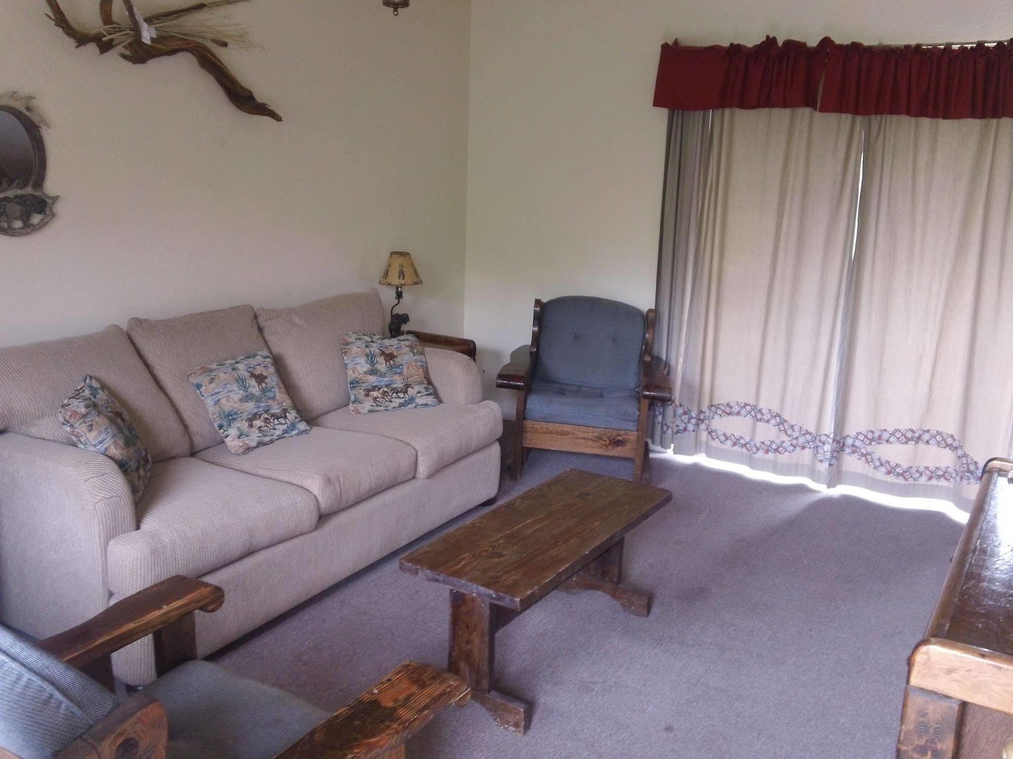 Bonnie Springs Ranch Motel Blue Diamond Екстер'єр фото