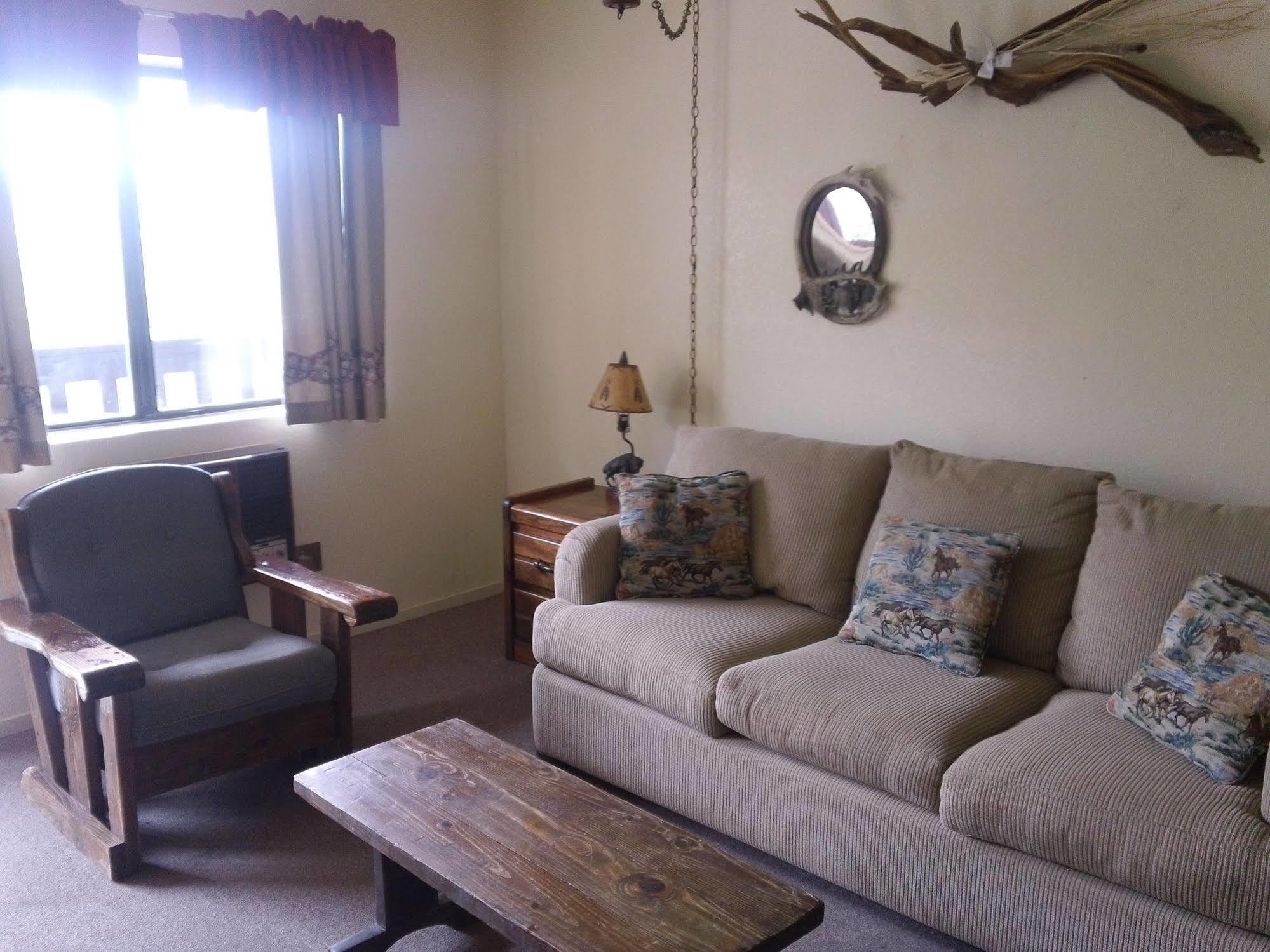 Bonnie Springs Ranch Motel Blue Diamond Екстер'єр фото