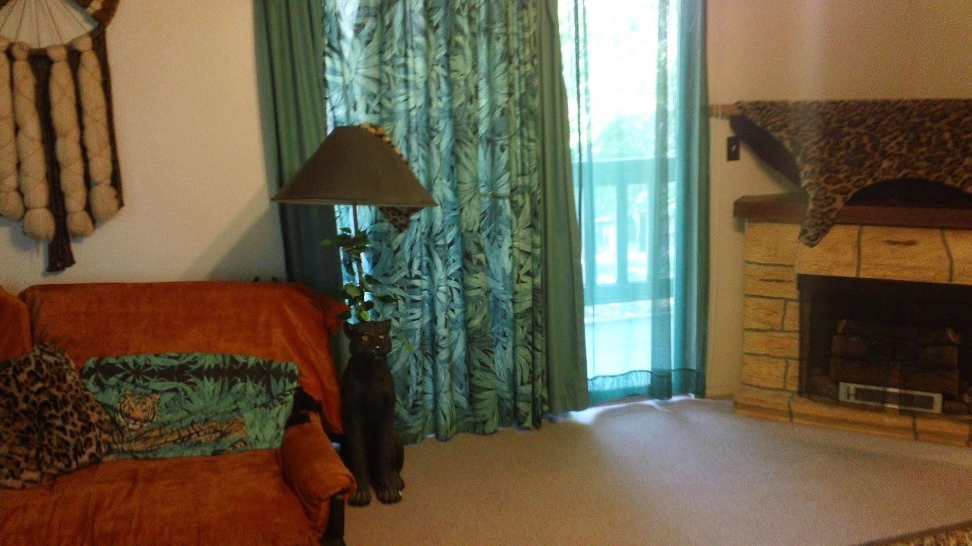 Bonnie Springs Ranch Motel Blue Diamond Екстер'єр фото